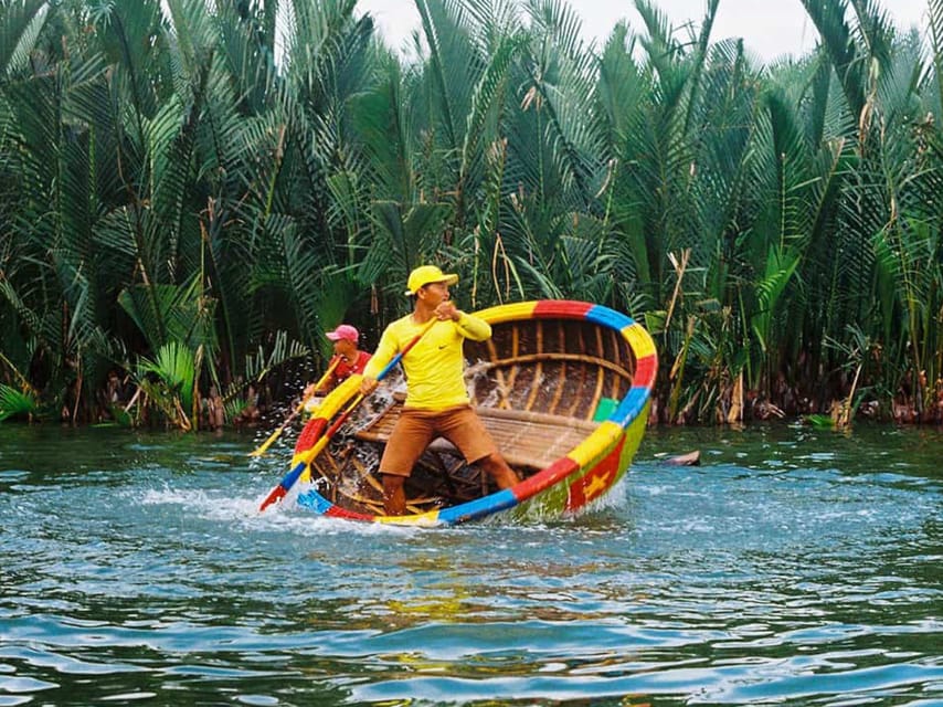 Local market, Basket boat, crab fishing & cooking class - How the private format affects the experience