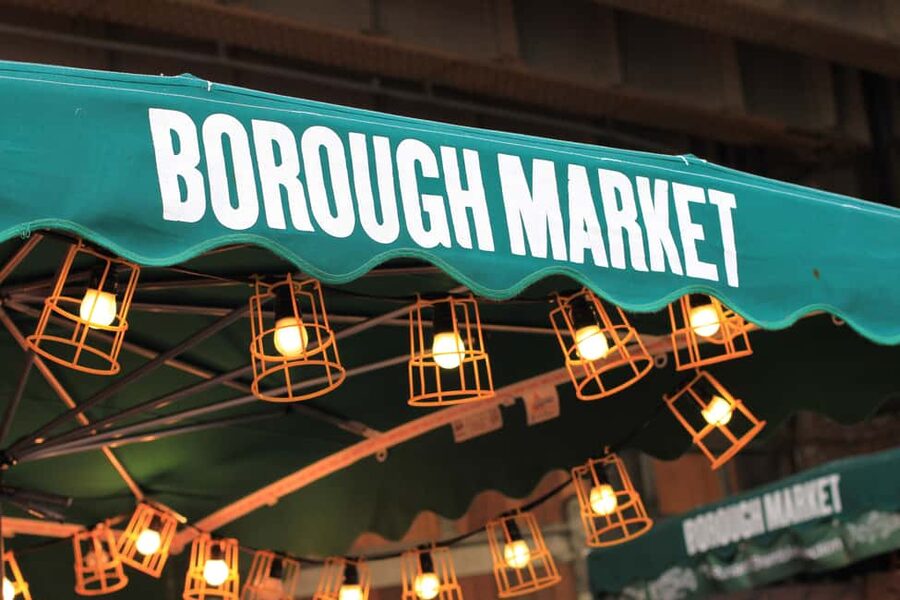 London: Borough Market Food Tour with 6+ Authentic Tastings - Starting with a bacon and egg bap