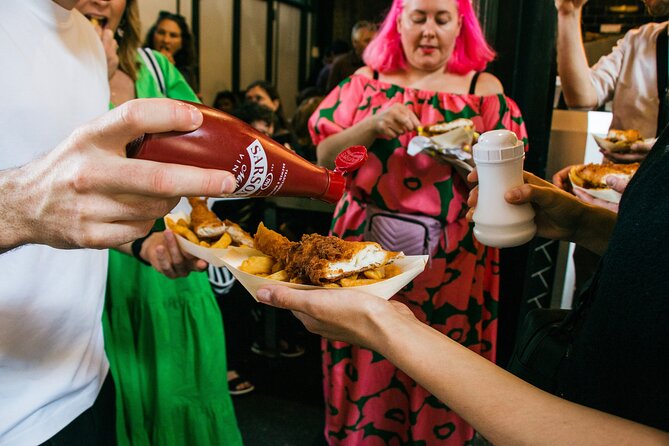 London Borough Market & London Bridge Food Tour - Fish and chips at Fish!