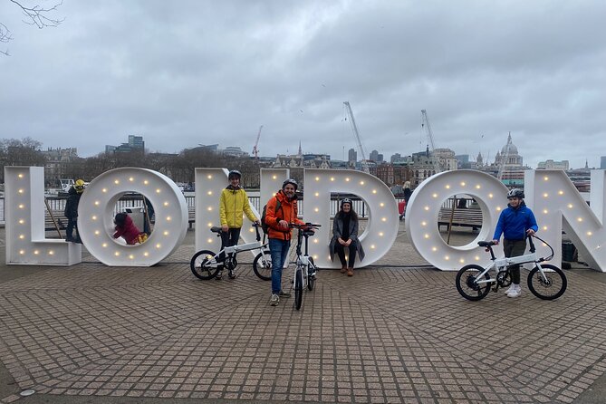 London E-Bike tour & Borough market - A fast way to connect London’s biggest sights