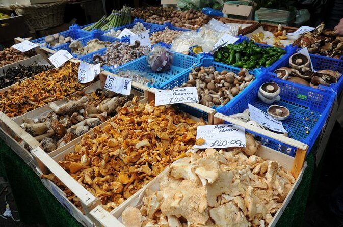 London Food Walking Tour: Taste Your Way Through Soho & Chinatown - Key points at a glance