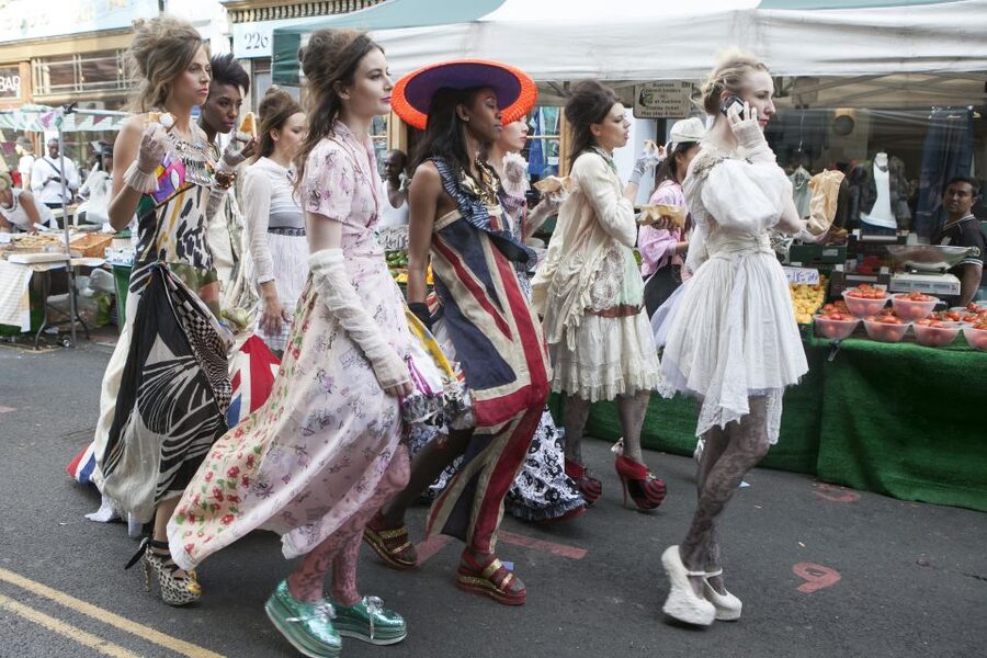London: Markets, Street Art, and Camden Town Walking Tour - Why this London walk feels different