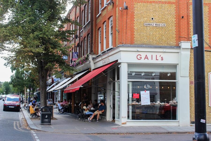 London: Notting Hill, Highlights & Markets Private Tour - Coffee, pastry, and a taste of neighborhood life