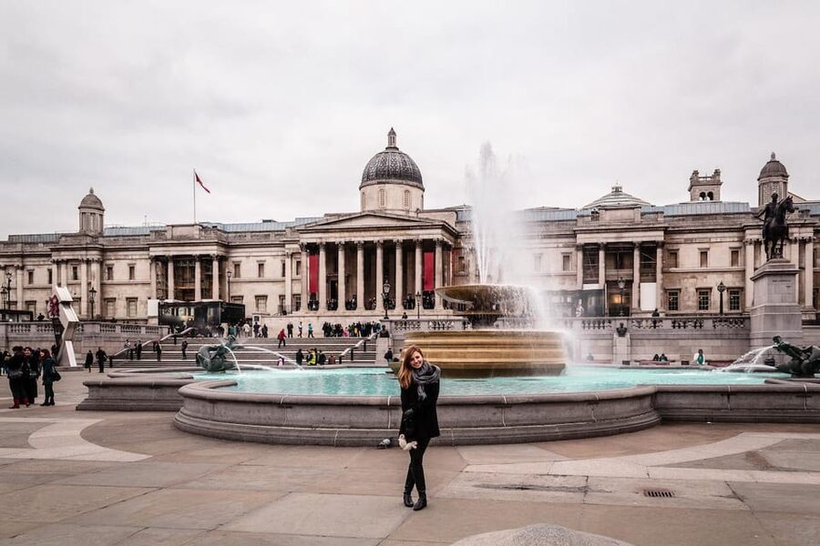 London: Notting Hill, Highlights & Markets Private Tour - Notting Hill film locations and colorful streets