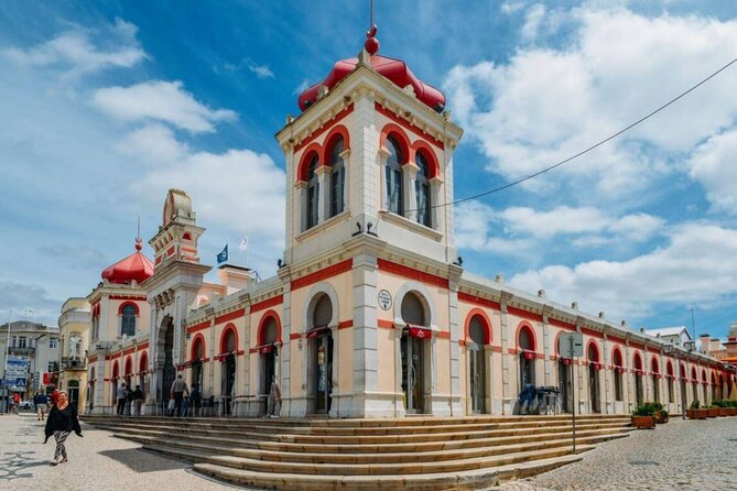 Loulé Market and Town Half-Day Bus Round Trip from Albufeira - The ride from Albufeira to Loulé