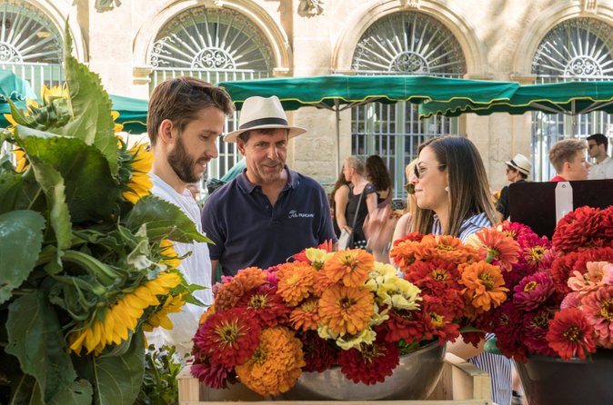 Luberon Market & Villages from Avignon - A full day in the Luberon from Avignon