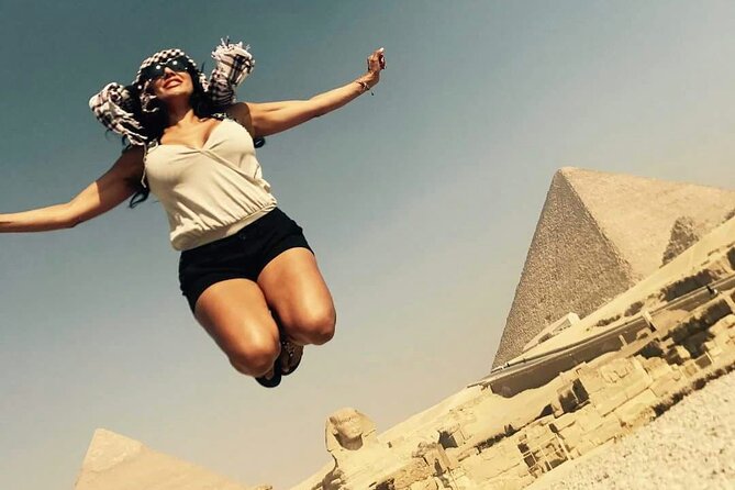 Luxury Private Tour Giza Pyramids ,Egyptian Museum and Bazaars - The Sphinx and Valley Temple in 30 minutes