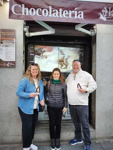 Madrid: Street Food Walking Tour in the Plaza Mayor Area - Calle Mayor adds small stories between bites