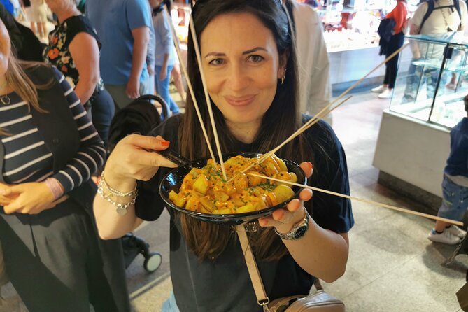Madrid: Street Food Walking Tour in the Plaza Mayor Area - Plaza Mayor brings the city into focus