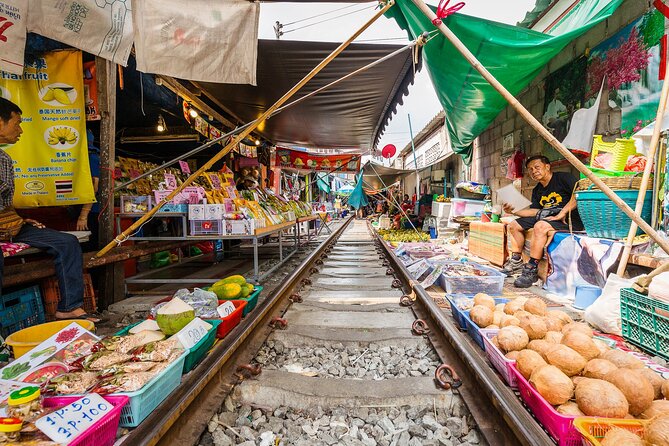 Maeklong Railway & Damnoen Saduak Floating Market Tour – Full Day - What the $100 price really includes
