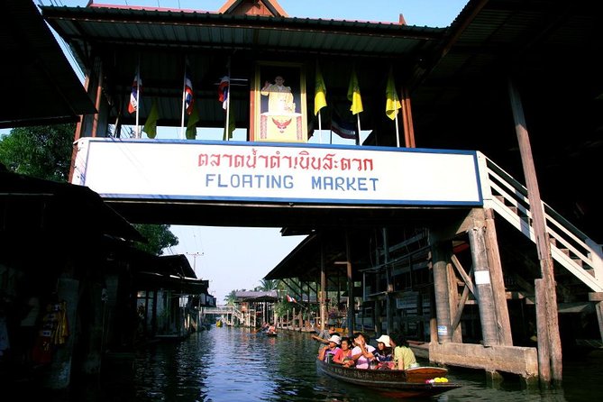 Maeklong Railway Market and Floating Market Tour from Bangkok - The long ride from Bangkok and why the vehicle matters