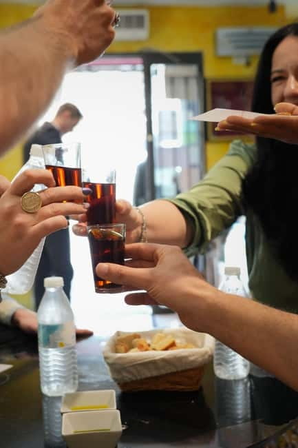 Málaga: Morning Market & Tapas Tour - Atarazanas Market: the heart of the walk
