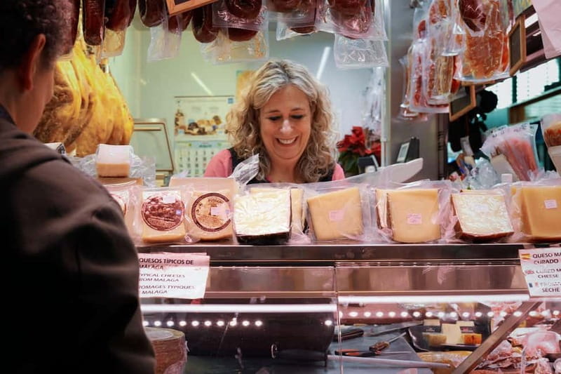 Málaga: Morning Market & Tapas Tour - Local snacks and a short street-food stop