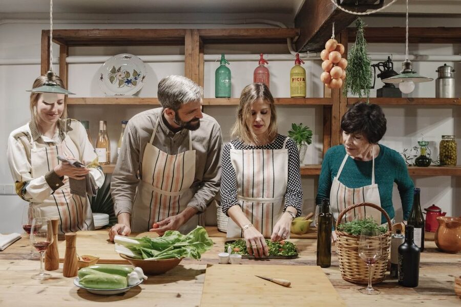 Mallorca: Market Visit and Traditional Cooking Workshop - What you may cook and eat