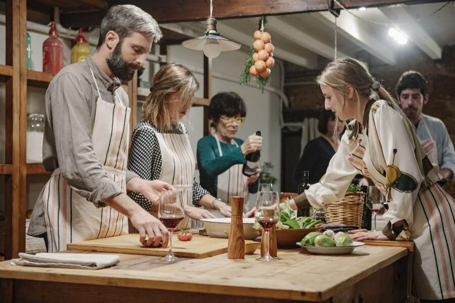 Mallorca: Market Visit and Traditional Cooking Workshop - Cooking inside an 18th-century bakery