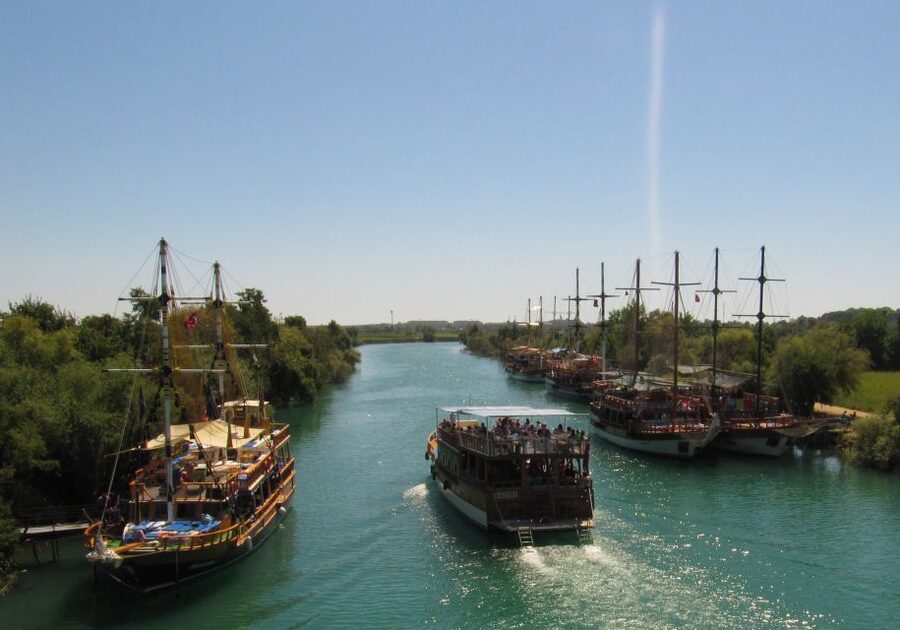 Manavgat Cruise & Grand Bazaar w/Lunch and Unlimited Drinks - From Alanya to the Manavgat River