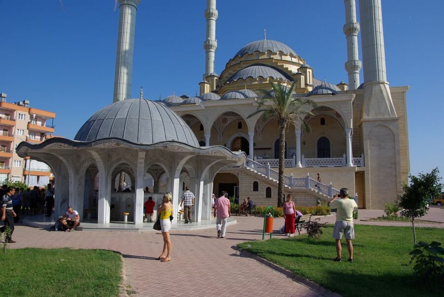 Manavgat River Cruise and Bazaar Tour w/ Lunch - A river cruise that gives the day its shape