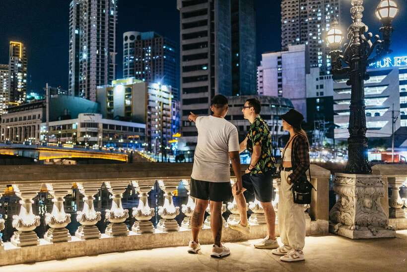 Manila: Guided Night Market Experience - Timing, comfort, and who should book