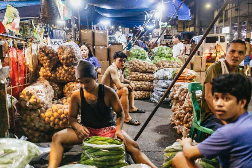 Manila: Guided Night Market Experience - Binondo and the older side of Manila