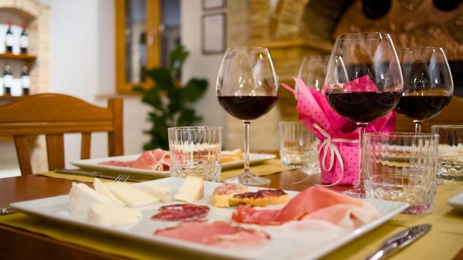 Marche: Tasting and Tour of Local Wines and Flavors at the D'Erasmo Winery - Key points to know before booking