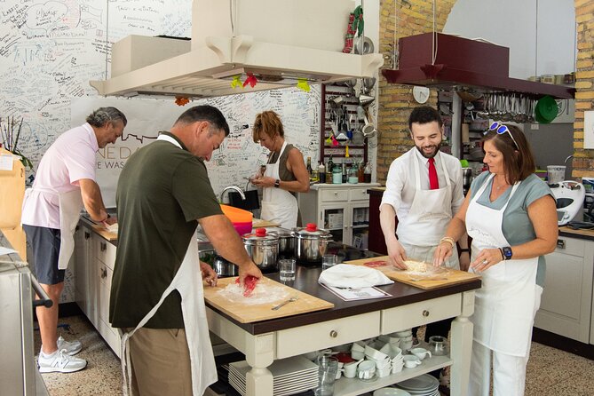 Market tour and Private Cooking Class in Rome with roman chef - Handmade ravioli from scratch