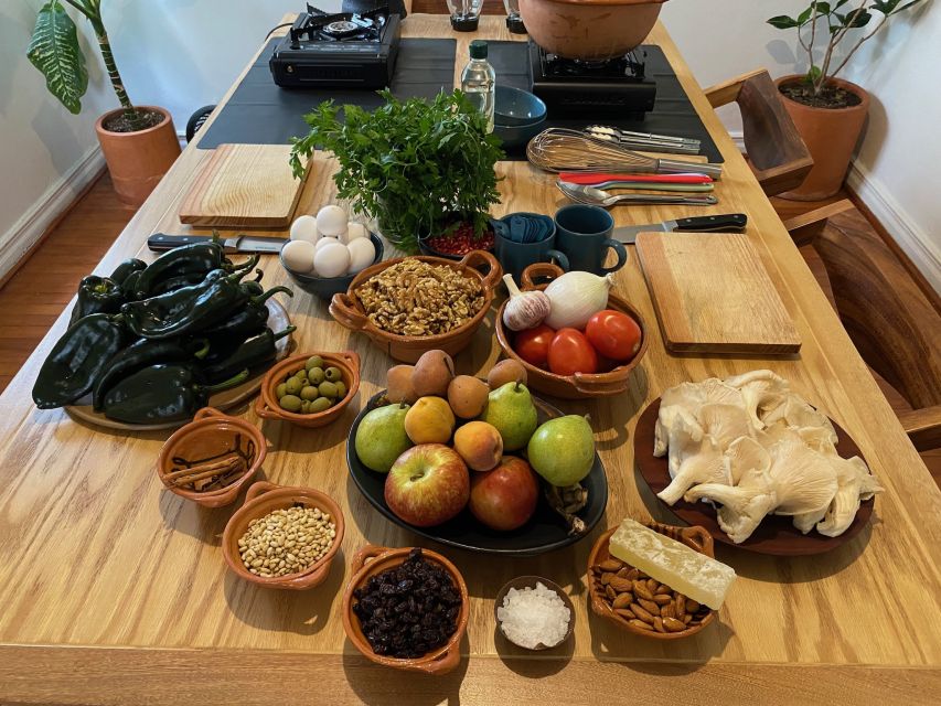 Market tour, cooking class & three-course Mexican feast - The final feast in a home setting