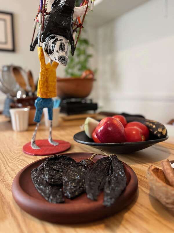 Market tour, cooking class & three-course Mexican feast - Three hours at Jim’s Condesa kitchen