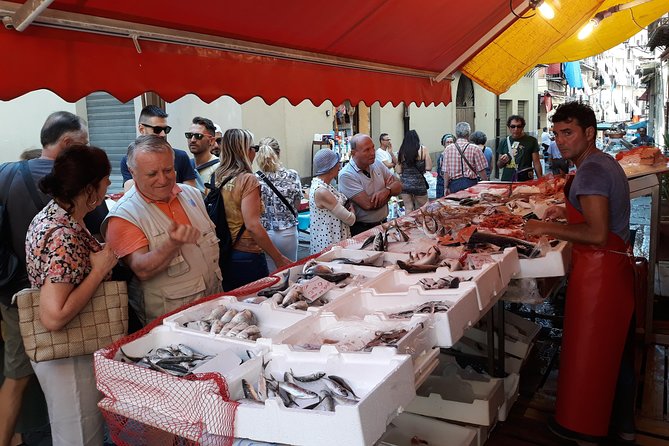Markets and monuments: walking tour and street food in Palermo - The Fountain of Shame and Palermo’s Baroque center