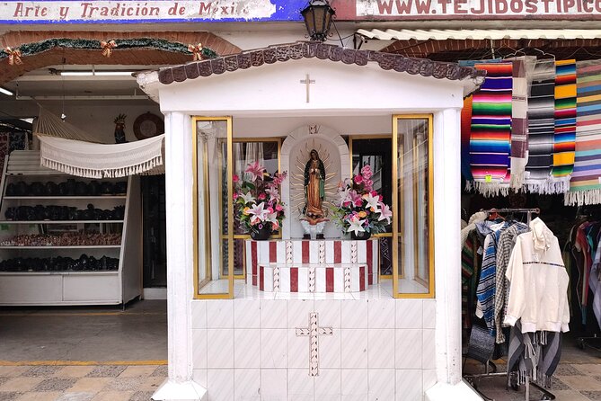 Markets private tour: La Ciudadela, Sonora, San Juan & Lagunilla - Centrina Café: a short pause for coffee or chocolate