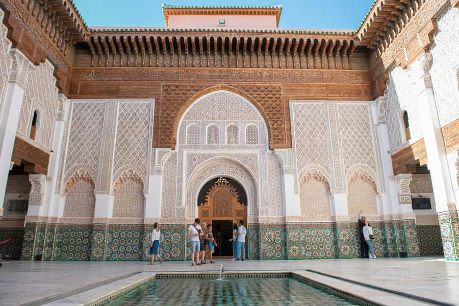 Marrakech: 3-Hour Monuments, Souks & Old Medina Walking Tour - Koutoubia Mosque and the city’s first landmark