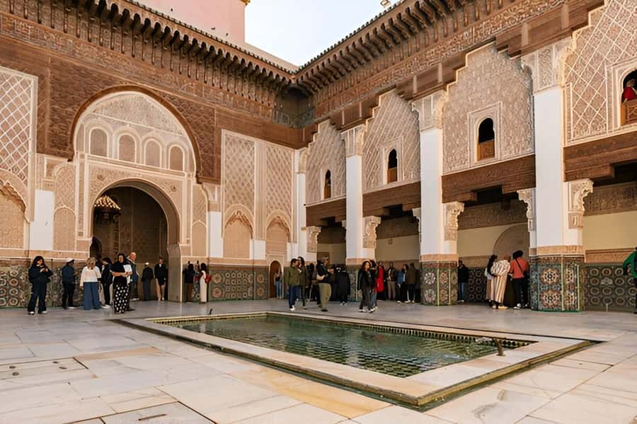 Marrakech: Bahia Palace, Ben Youssef Medersa, & Souks Tour - Jemaa el-Fnaa closes the loop