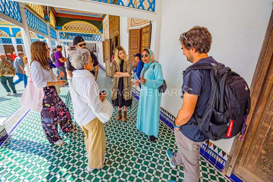 Marrakech: Bahia Palace, Madrasa Bn Yousef, Souk Medina Tour - Koutoubia Mosque and the first look at the old city