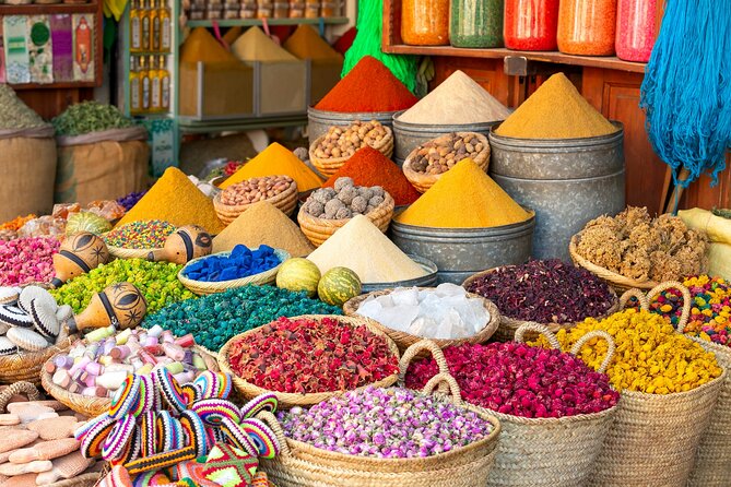 Marrakech: Exclusive Private Shopping Adventure in The souks - Medina fountains, hammams, and everyday details