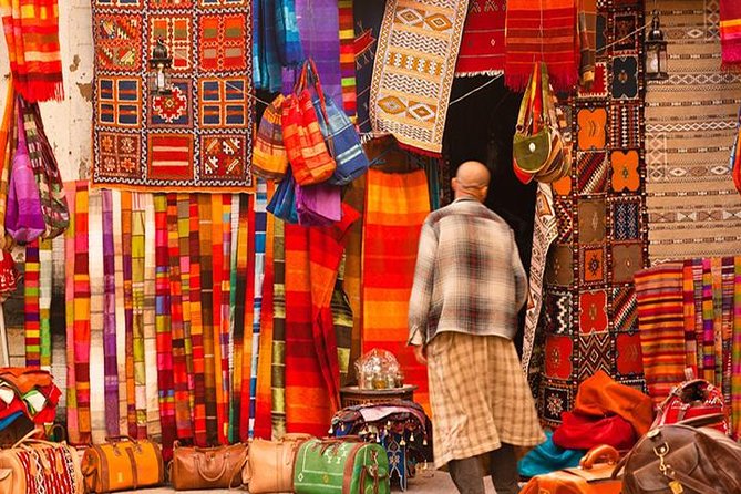 Marrakech: Exclusive Private Shopping Adventure in The souks - Souk Semmarine and the final shopping stretch
