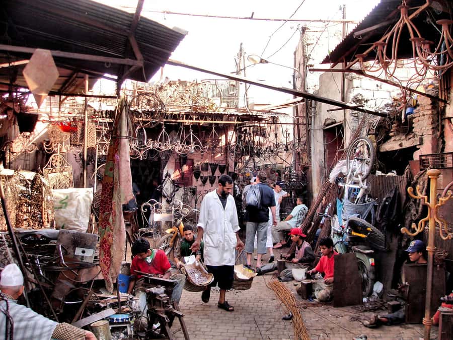 Marrakech Guided Souks Tour with a Local Insider - Shopping help, and the risk of too much shopping