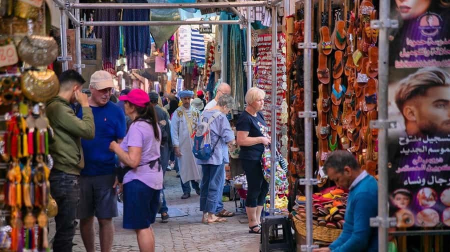 Marrakech: Medina Souks, Hidden Markets and Shopping Tour - Jemaa el Fnaa: a useful starting point