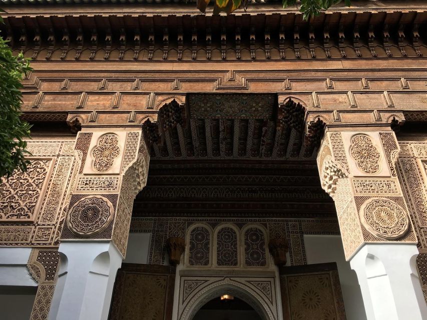 Marrakech: Monuments, Souks and Medina Guided Walking Tour - The guide can shape the whole experience