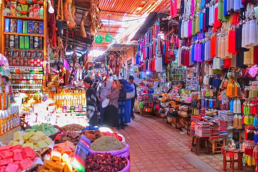 Marrakech Private Souks Shopping Tour - Starting at Jemaa el-Fna and entering the maze