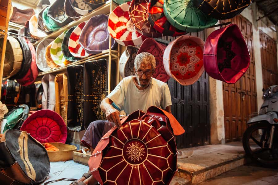 Marrakech: Private Souks Tour with Tea and Traditional Snack - Jemaa el-Fnaa and the public face of Marrakech