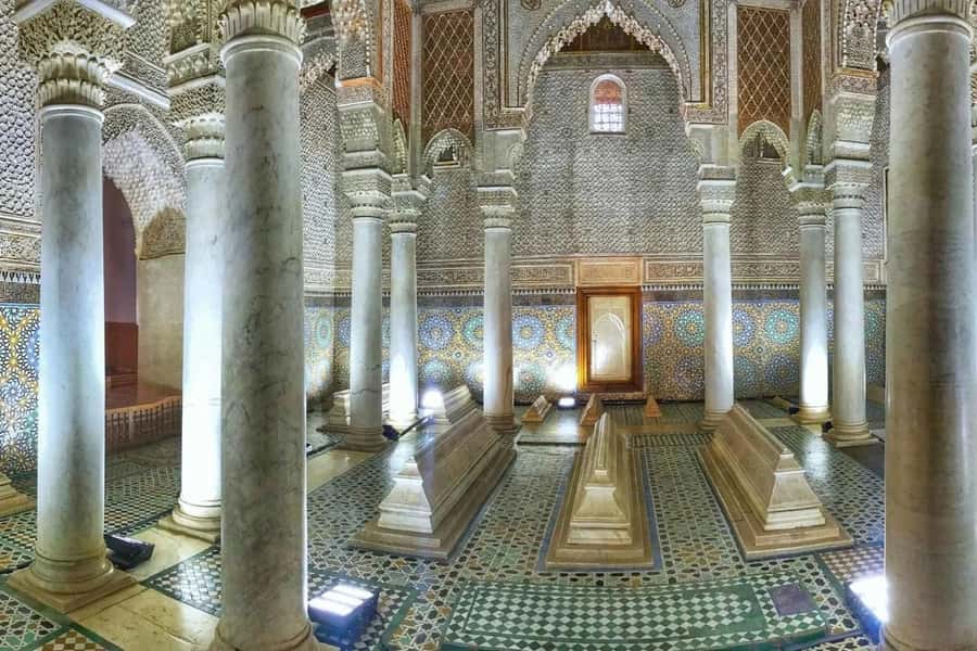 Marrakech: Saadian Tombs, Bahia Palace, Medina and Souk Tour - Key points to know before you book