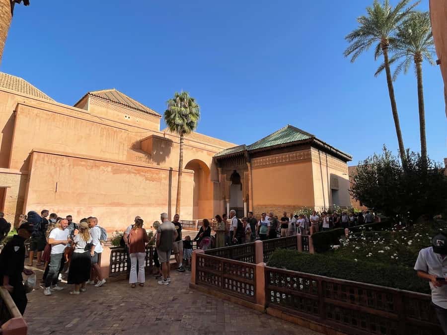 Marrakech: Saadian Tombs, Bahia Palace, Medina and Souk Tour - Bahia Palace and the life of the grand viziers