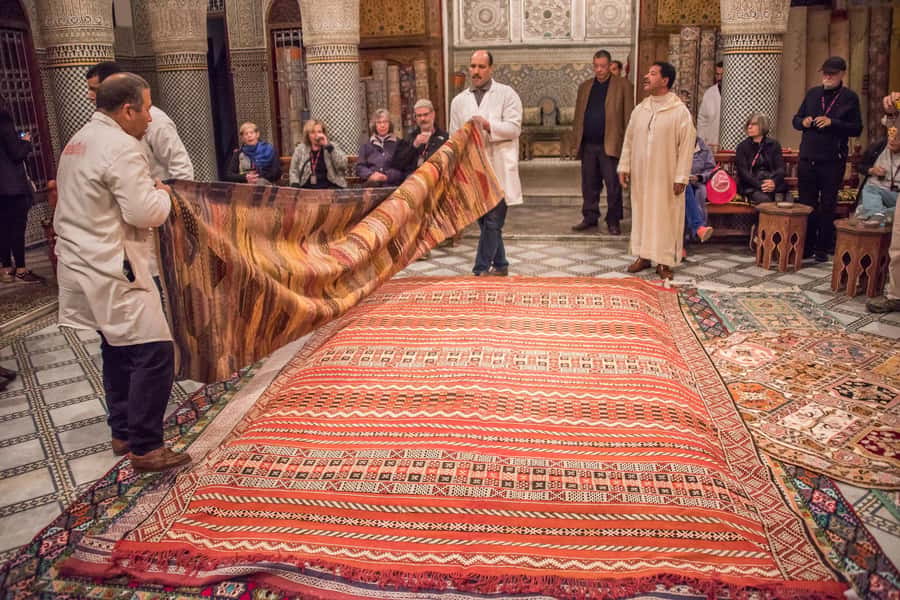 Marrakech: Vibrant Souks, Local Artisans & Medina Experience - A quiet pause in the Secret Garden