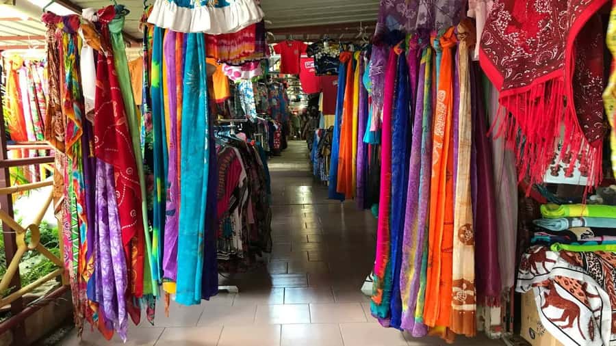 Mauritius: Shopping Tour - Port Louis Markets & Grand Baie - What to bring and how to shop wisely