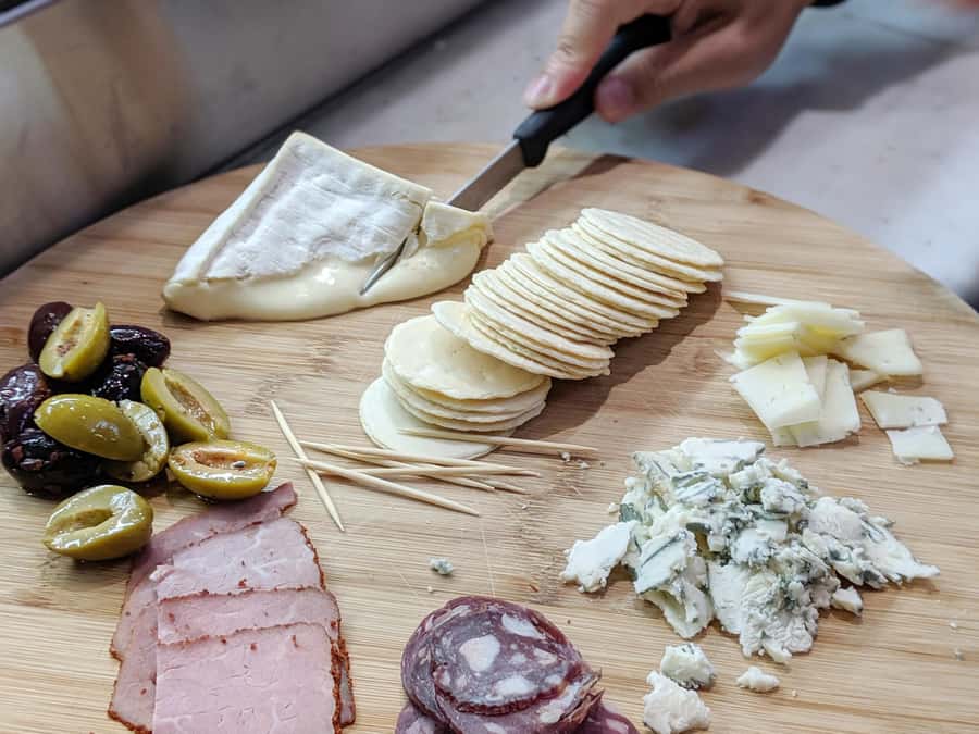 Melbourne Flavors: Queen Victoria Market Food Tour - Entering Queen Victoria Market before the crowds
