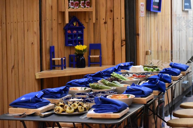 Mexican Street Tacos Hands-on Cooking Class and Market Tour - Group size, timing, and what to wear