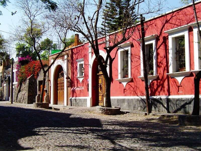 Mexico City: Bazaar Saturday, Convent of Carmen & San Angel - The Museum of El Carmen and its unusual collection