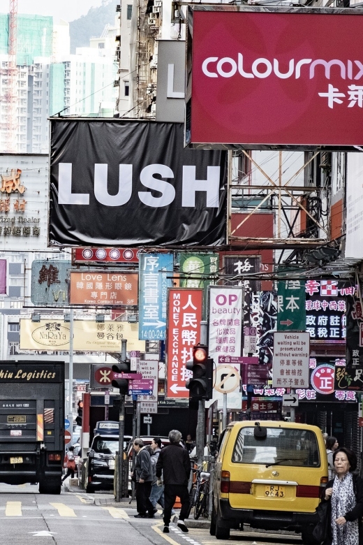 Mong Kok (Kowloon) Street Markets Private Walking Tour - A flexible route through four very different markets