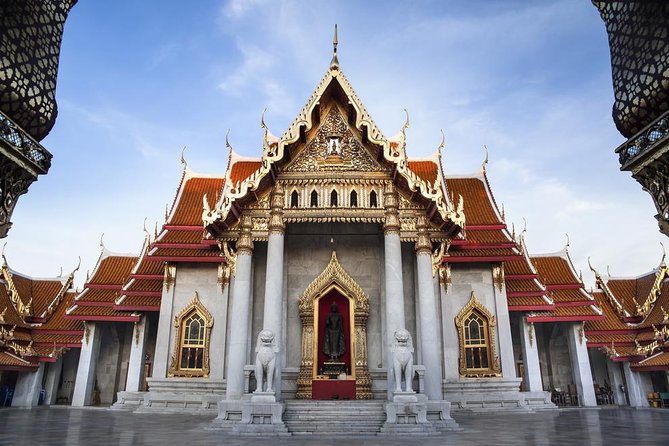Morning Buddhist Almsgiving, Grand Palace and Flower Market Tour in Bangkok - What the early start really adds