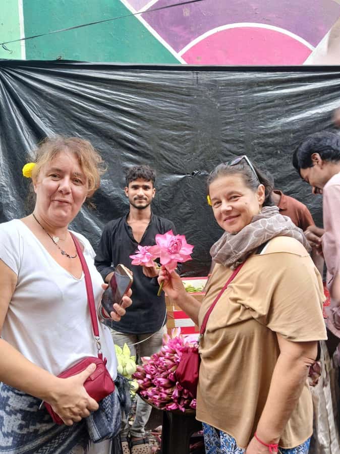 Mumbai:Dhobi Ghat Laundry,Dharavi Slum & Flower market Tour - Who Should Book This Mumbai Tour?