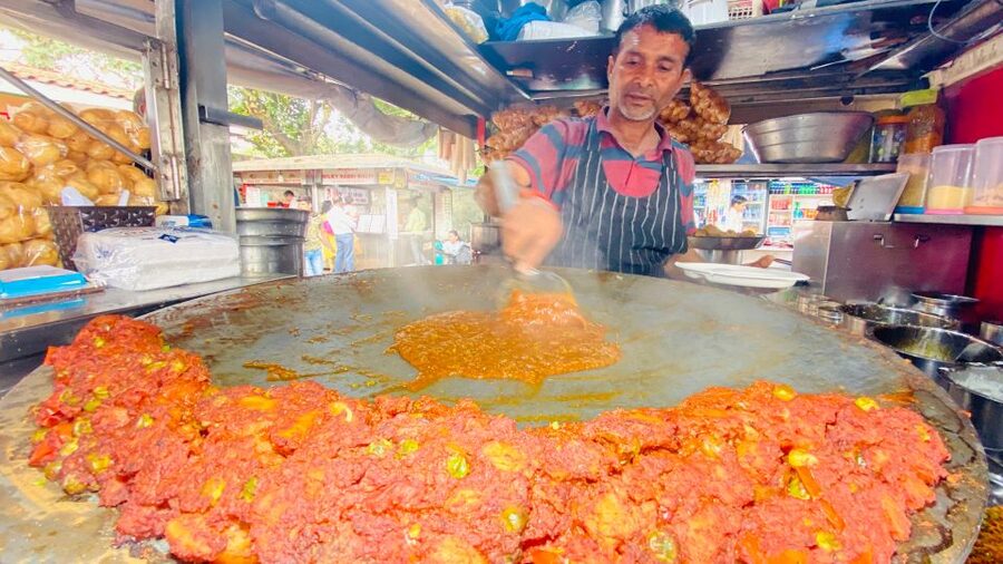 Mumbai: Evening Street Food Tasting & Cultural Market Tour - Taj Icecream and the long-awaited sweet ending